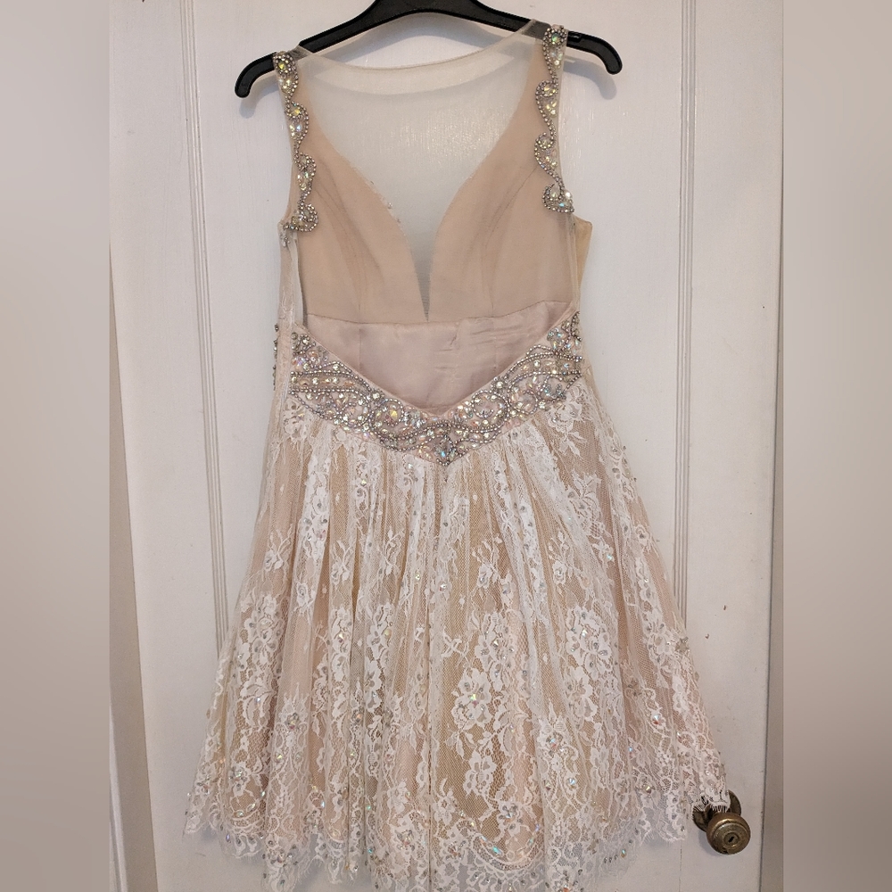 Angela & Alison Dress - Picture 2 of 6